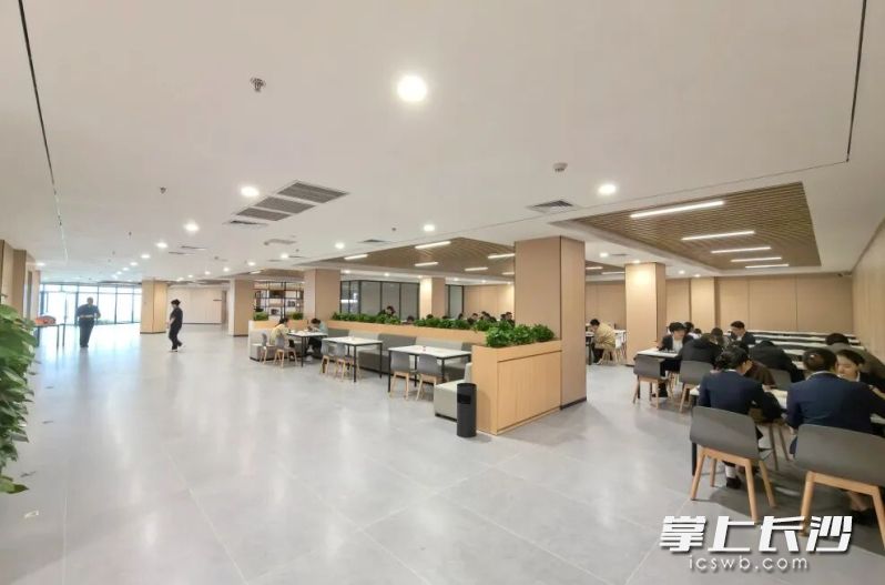湘江科创基地食堂。 湘江科创基地食堂。
