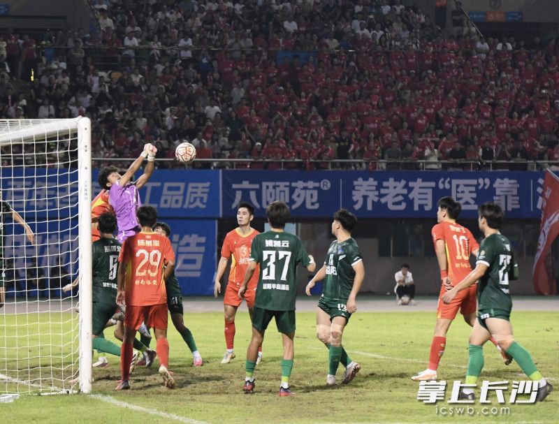 湘潭队主场对阵益阳队，最终双方1比1战平。