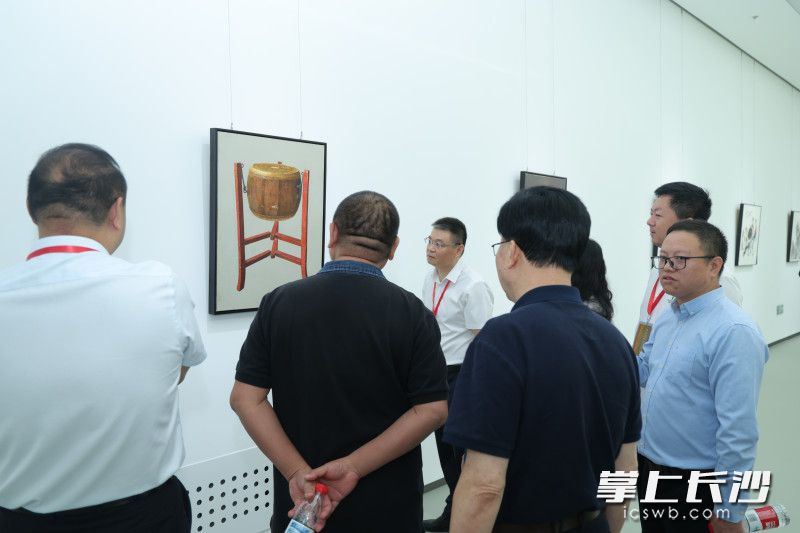 展览填补了湖南地方戏曲题材书画系统性进京展览的行业空白。 均为通讯员供图 展览填补了湖南地方戏曲题材书画系统性进京展览的行业空白。 均为通讯员供图