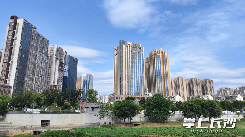 数据显示，长沙8月份二手房房源浏览量、客户关注量、实地带看次数均显著收缩。