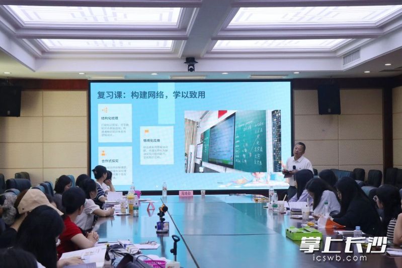 未来，两校将持续依托名师工作站，推动教研活动常态化、精准化。