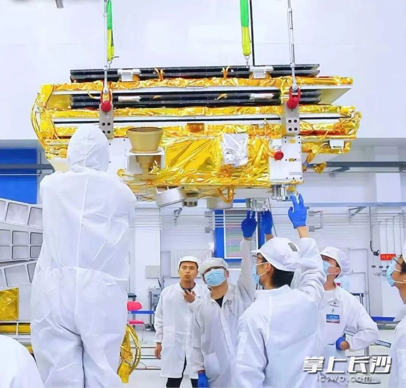 卫星从天仪空间下线。均受访者供图