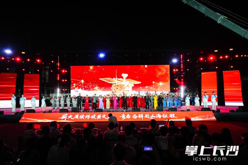 湖南中医药大学2026年迎新晚会暨美育思政课现场。 均为长沙晚报通讯员陶建铭、左子熙、杨舒涵摄影报道