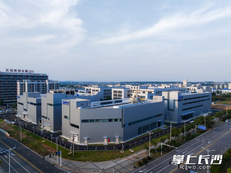 韶光芯材高精密半导体光掩模基板与高世代FPD光掩模基板制造基地项目建设现场。浏阳经开区 供图