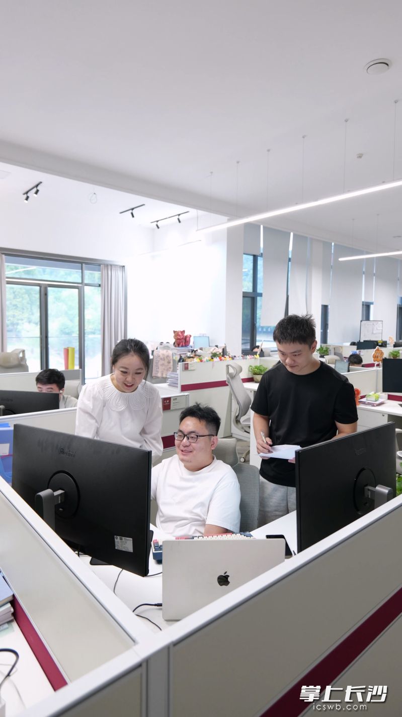 湘江新区良好的营商环境，为尖山灵析成长提供沃土。