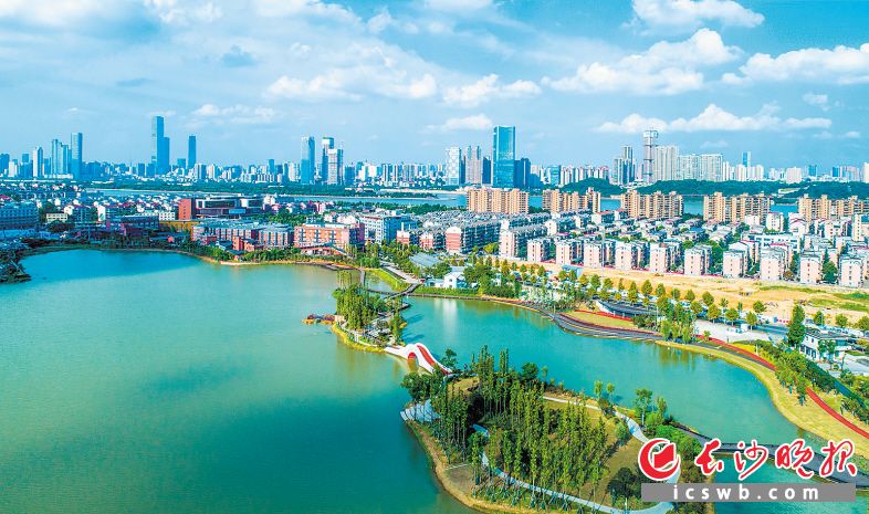 　　如今，后湖变身后湖科创·文化产业园，成为岳麓山国家大学科技城整治建设的主战场、产业集聚的大平台。