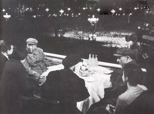 ▲1971年五一,林彪最后一次公开露面 ▲1971年五一,林彪最后一次公开露面