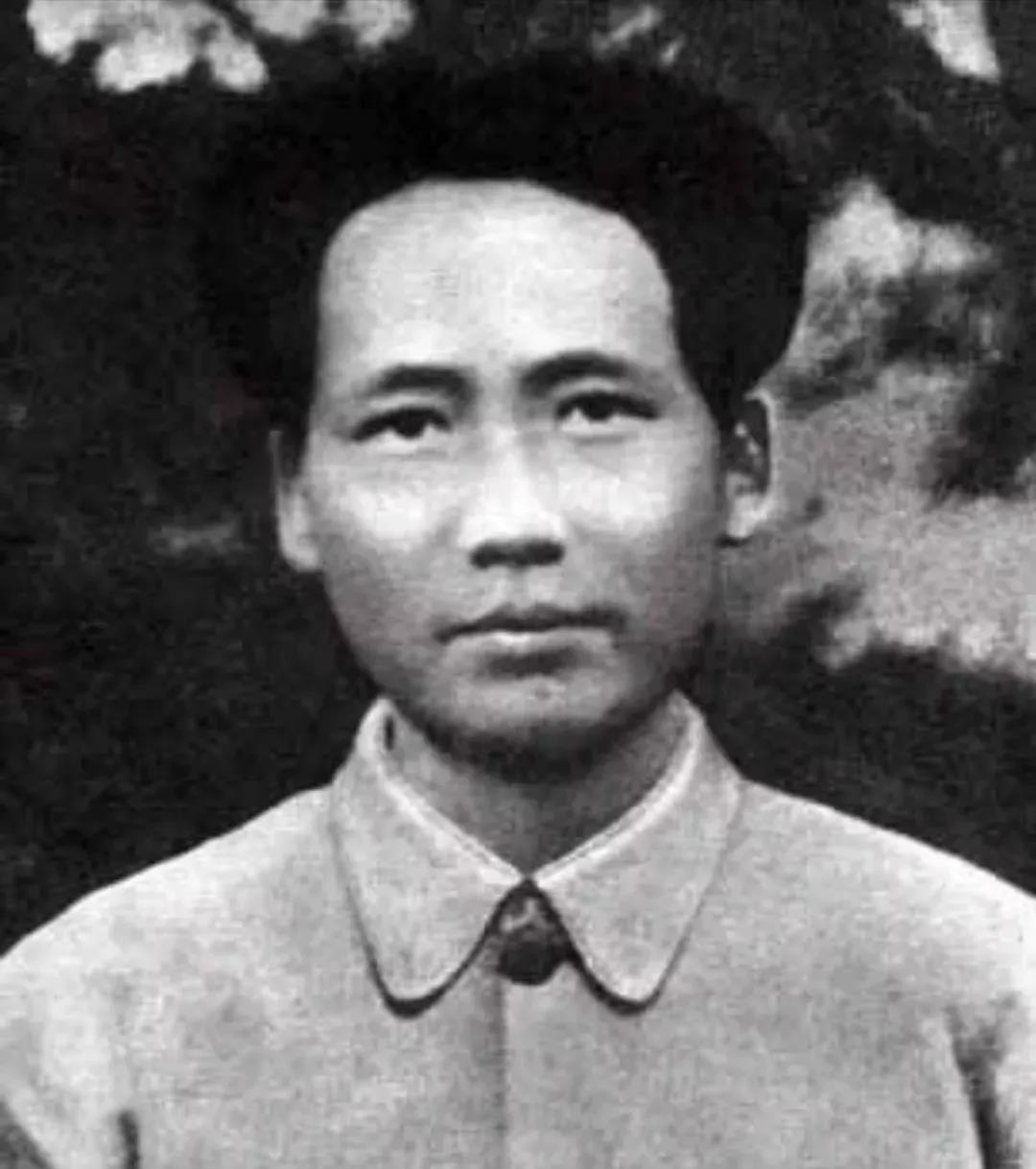 ▲1931年，毛泽东在瑞金