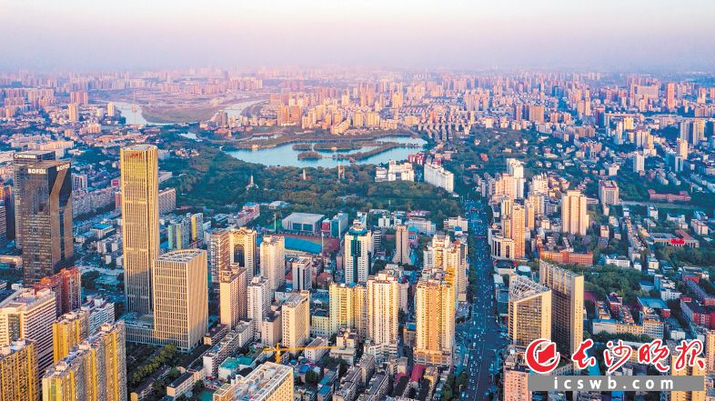 2019年，即使在秋冬季的污染天气高发期，长沙也有很多空气质量优良的日子。长沙晚报全媒体记者 邹麟 摄