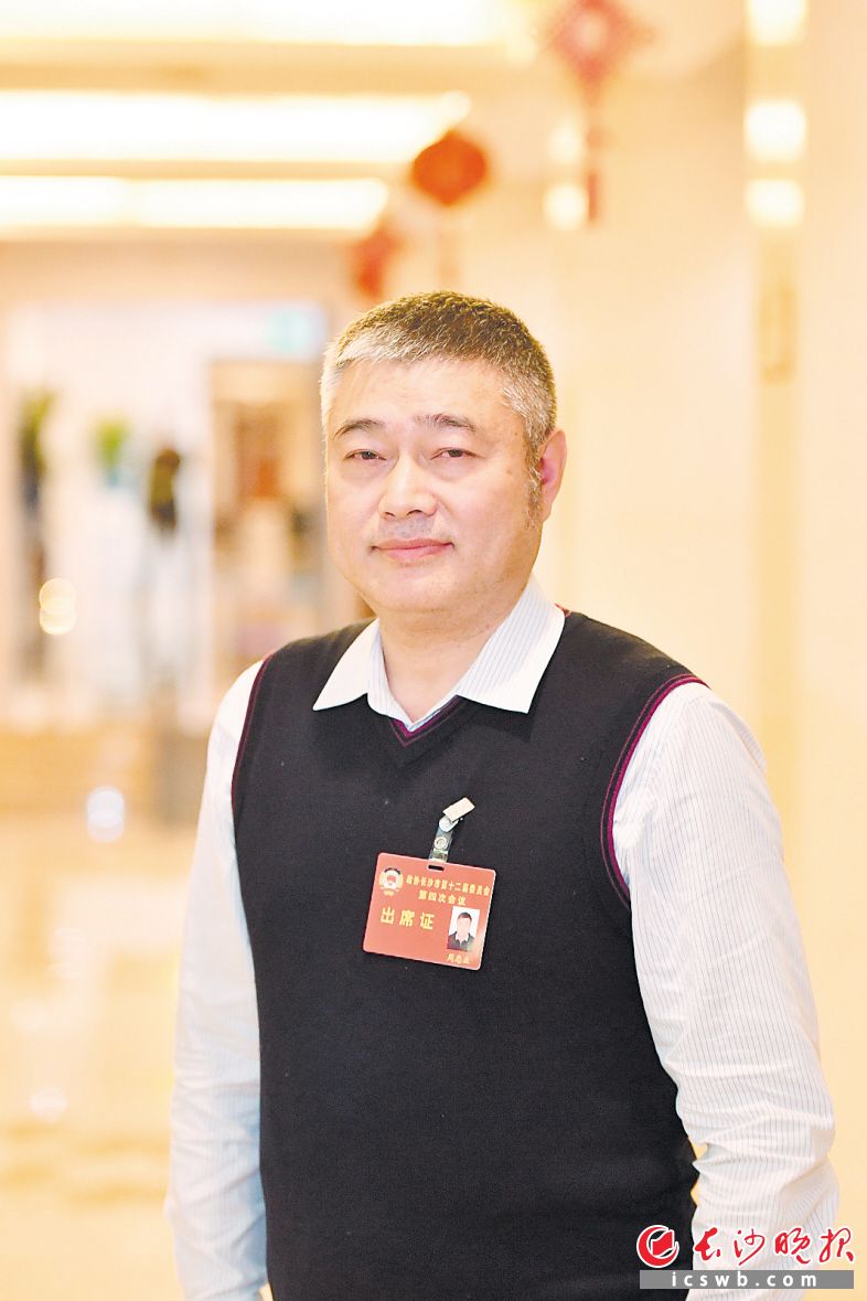 市政协委员、长沙鼓风机厂有限责任公司董事、副总经理周忠业。长沙晚报全媒体记者 王志伟 摄