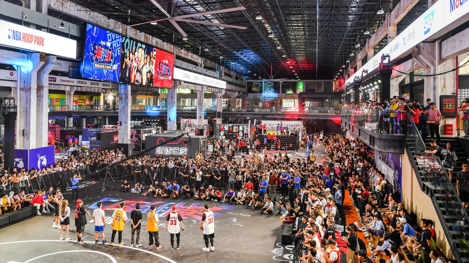 “乐运魔方”突破了传统体育场馆运营模式，给长沙市民带来了全新的体验。