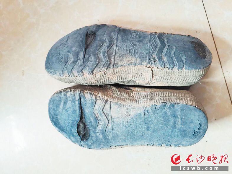 艰难跋涉近一年，姜正雄走烂了8双解放鞋。图片均为受访者提供
