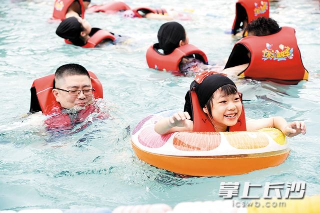 清凉一夏！夏季当然少不了玩水啦。吴梦珊 摄
