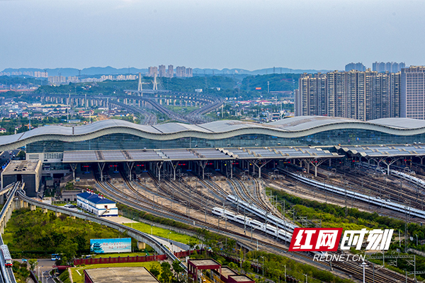长沙高铁新城片区“跑出”发展新速度。