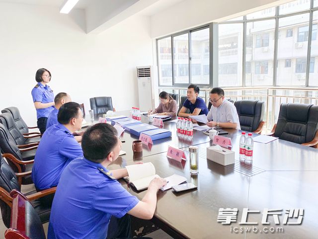 督导组通过座谈会、查阅资料、现场查看的形式对交通问题顽瘴痼疾集中整治工作开展情况进行督查。通讯员 陈佳