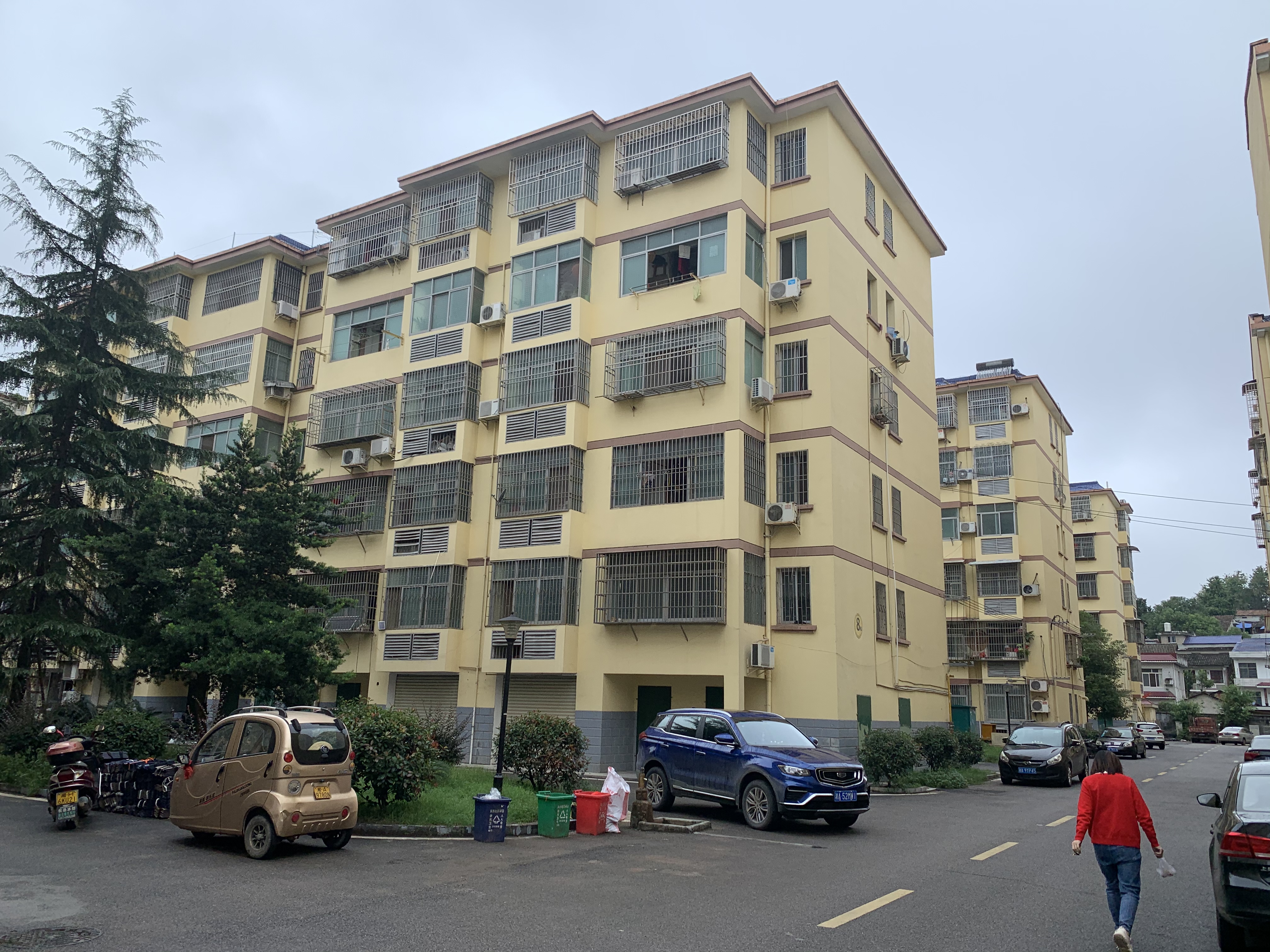 今年长沙已完成123个老旧小区改造任务，一大批老旧小区旧貌换新颜。长沙晚报全媒体记者 陈焕明 摄