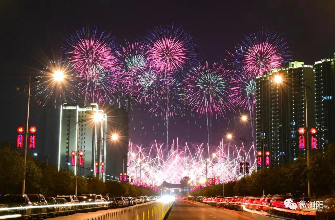 (彭红霞 摄) (彭红霞 摄)