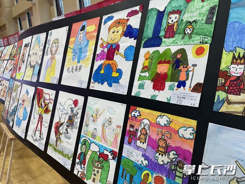 学生作品展示。