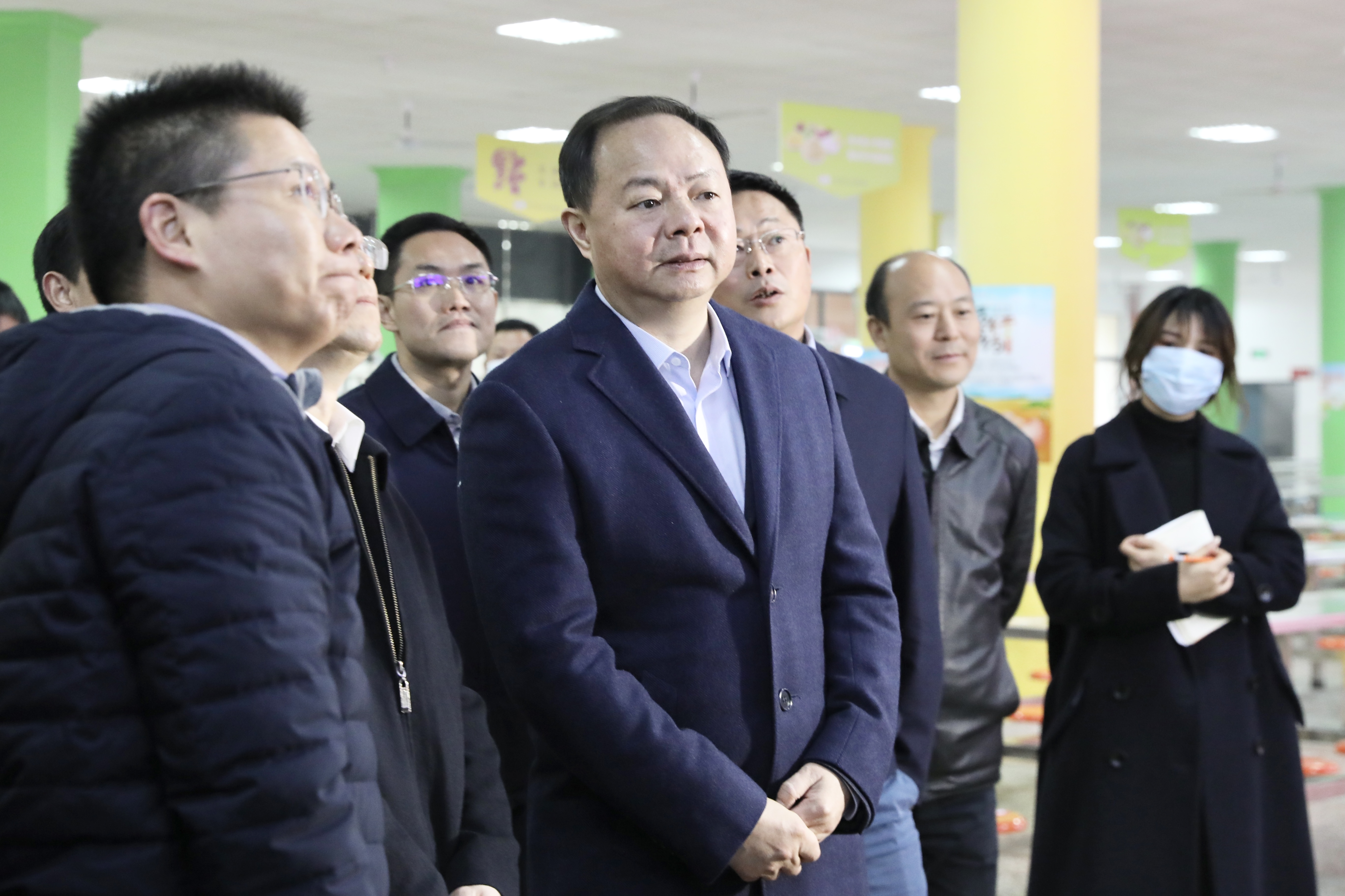 郑建新调研“国家食品安全示范城市”创建工作。 刘书勤 摄