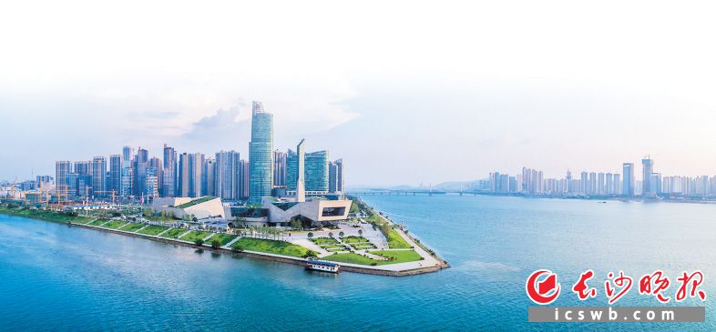 滨江文化园“三馆一厅” 余劭劼 摄