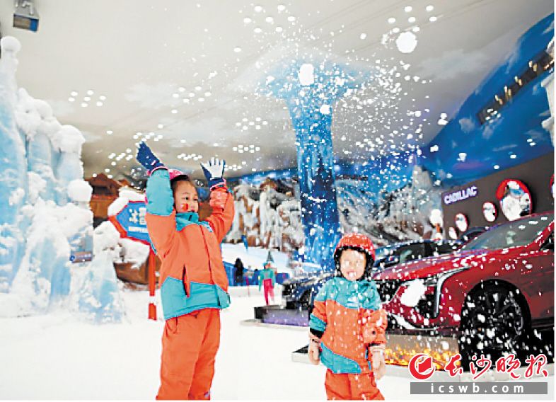 近年来，湖南湘江新区愈发宜居宜业宜游。湘江欢乐城是坐落在新区的世界级文旅新地标。