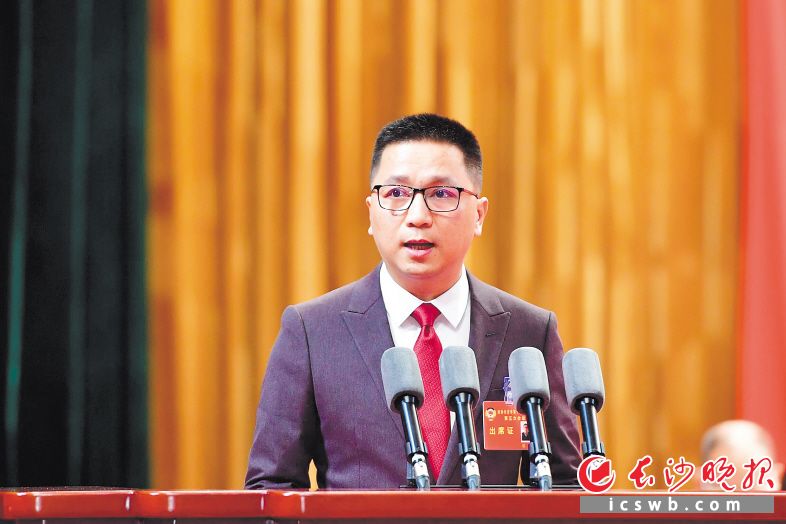 政协委员陈捷
