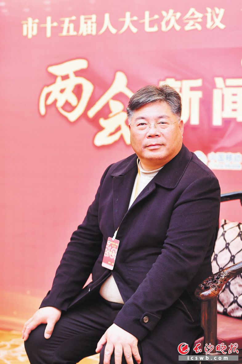 邓鹏宇
