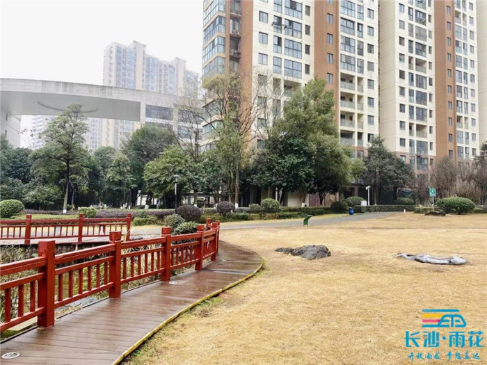 井湘社区华盛世纪新城小区。