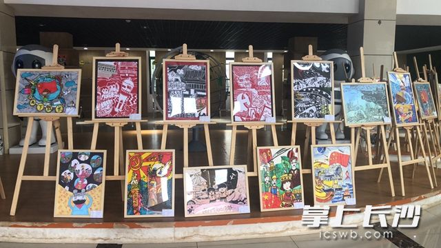 4月21日，长沙高新区金桥小学开展了一场特殊的红色美术展。