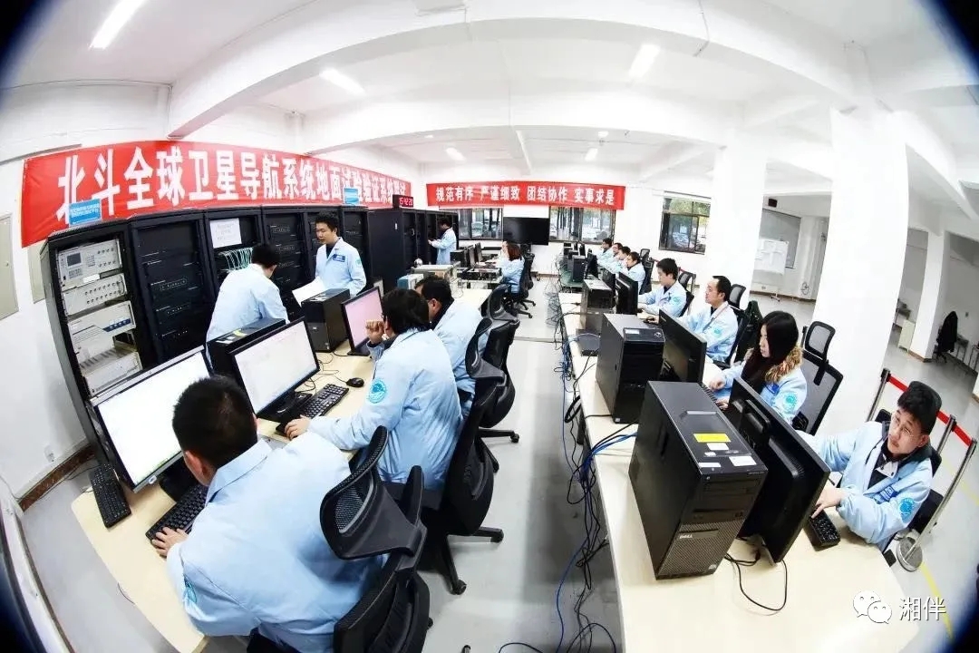 国防科技大学北斗科研团队。
