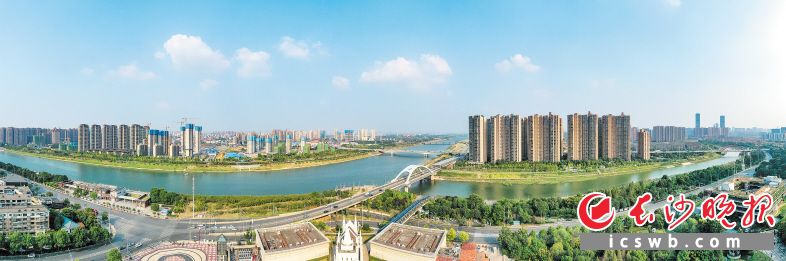 城水相依，芙蓉大地安乐祥和。本版图片除署名外均为 陈飞 摄