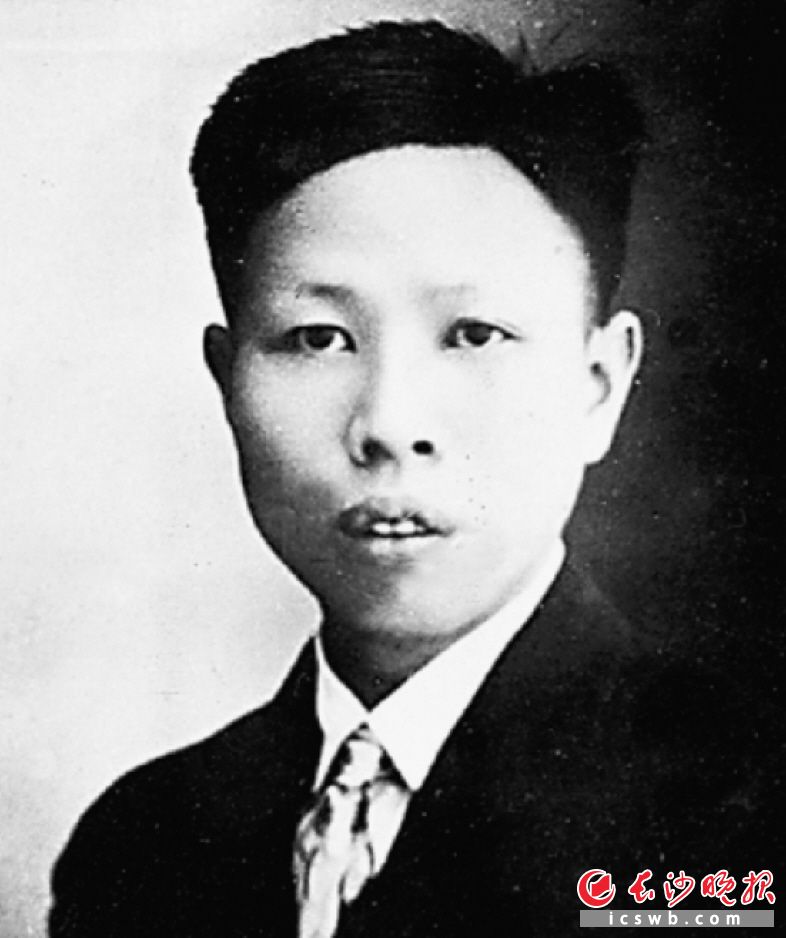 黄公略 资料图片