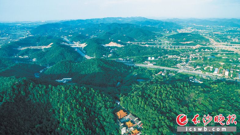 长株潭生态绿心位于长沙、株洲和湘潭三市交会地区，总面积约528.32平方公里。生态绿心是长株潭都市圈的重要生态屏障。长沙晚报全媒体记者 邹麟 摄