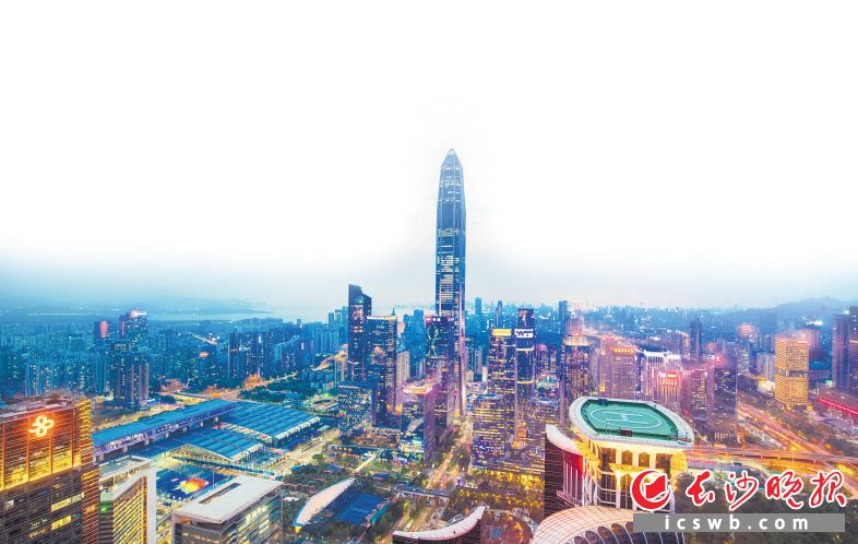 深圳市CBD风光。