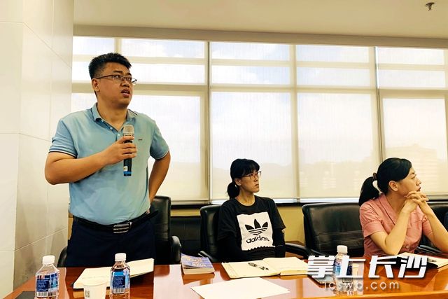 结合本次课程内容，学员们分享自身曾如何通过产业分析、产业判断，力排众议，最终吸引大项目、好项目落地的成功经验。