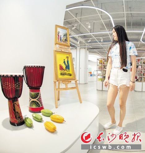 中国（湖南）自贸区长沙雨花区块，中非直播电商孵化中心。