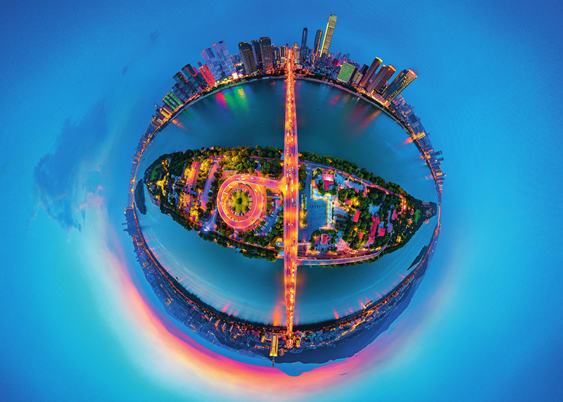 “长沙之眼”——在百米高空，以长沙橘子洲为坐标，环绕360度，俯瞰山水洲城长沙市委宣传部供图