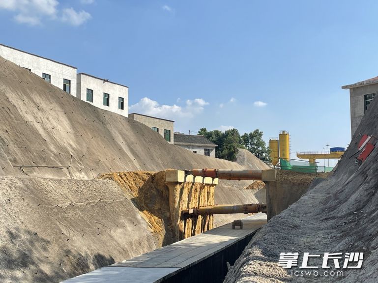 9日，万家丽路北延线电力隧道明挖段主体全部完工。长沙晚报全媒体记者 陈焕明 通讯员 何增旺 戴雅琴 摄影报道
