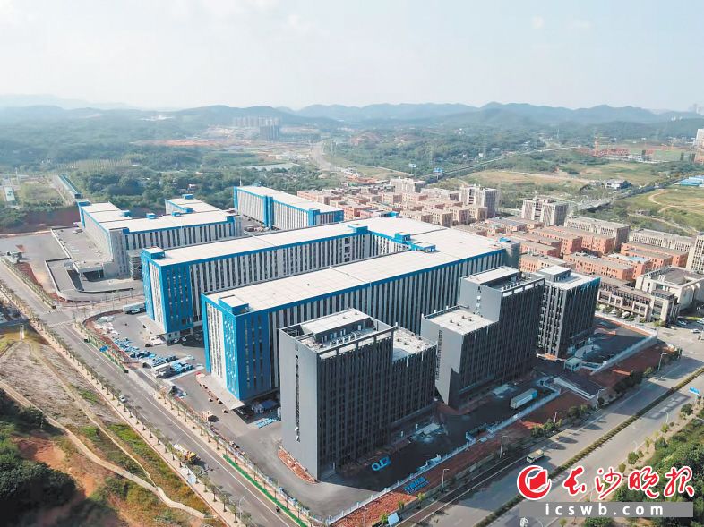 中通智慧电商产业园（湖南）项目达产后年收入可达16.8亿元，年缴税将过亿元。
