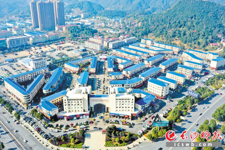 改造后 历经10个月的精心改造，位于集里街道的花炮小区近期全新亮相。