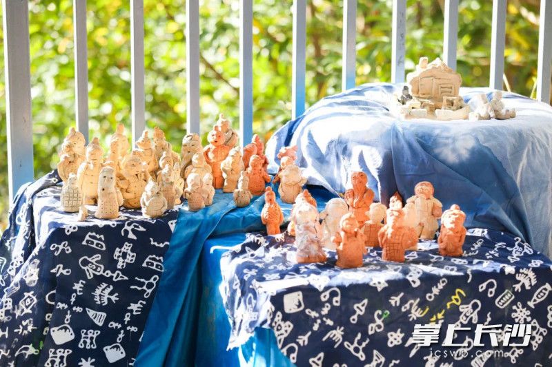 岳麓区实验小学的孩子们制作的陶艺作品。长沙晚报通讯员 谭颖 供图