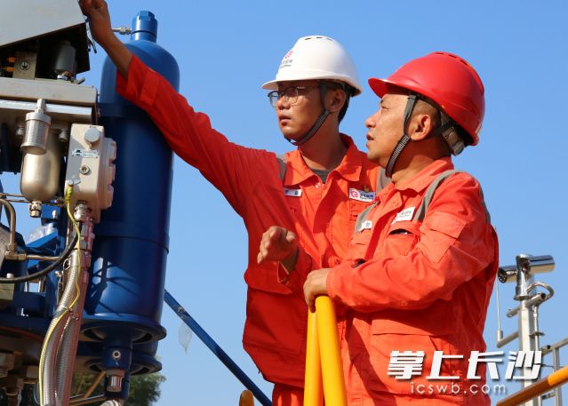 经过精心安排、全力应对，国家管网西气东输湖广输气分公司圆满完成湖南区域冬季保供生产任务。长沙晚报全媒体记者 陈焕明 通讯员 唐玮峰 摄影报道