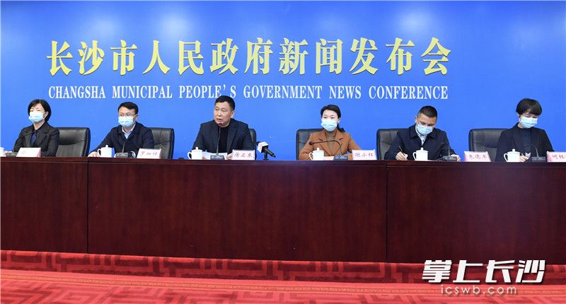 图片均为全媒体记者 邹麟摄