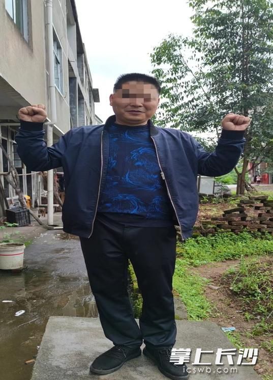 术后20年的丁先生一切正常。