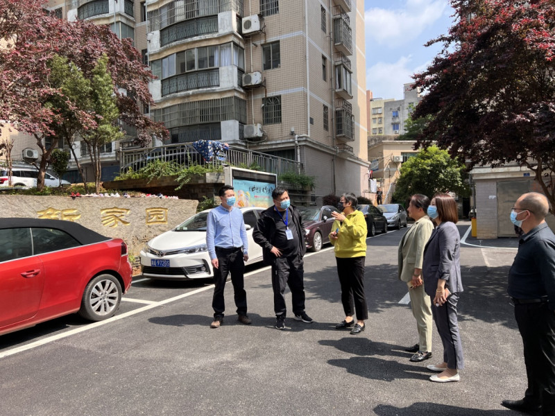 此前，开福区委第五巡察组实地查看新家园小区提质改造情况。 受访单位供图
