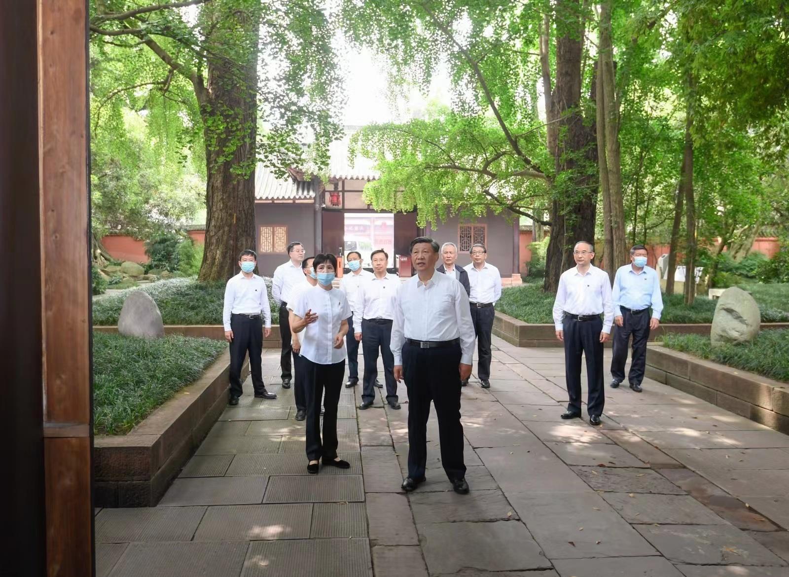 △2022年6月8日上午，习近平总书记在四川省眉山市先后考察了东坡区太和镇永丰村、三苏祠，了解当地推进高标准农田建设、加强粮食生产、推动乡村振兴、做好疫情防控、保护历史文化遗产等情况。
