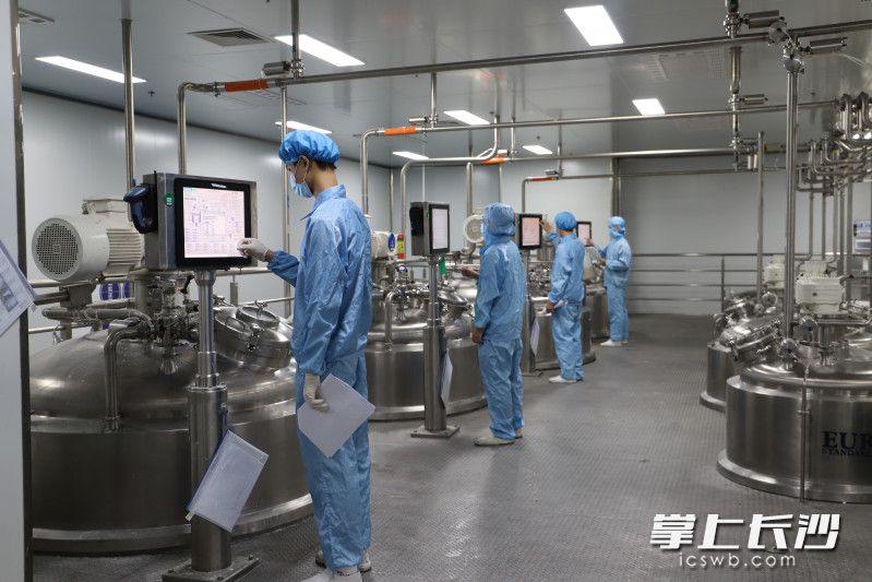 目前湖南最大的化妆品生产企业湖南欧标刚入园时，是租赁园区厂房。