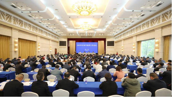 大会现场。图片均为 邹丽 摄