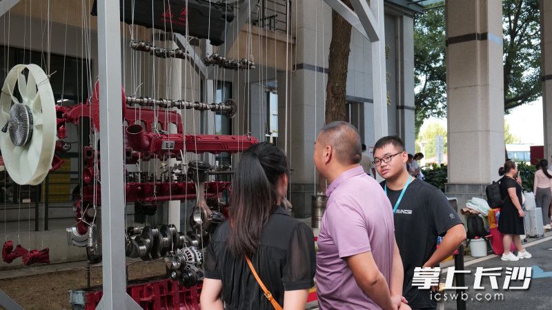 三一职院特地设置了迎新展示区。均为长沙晚报通讯员 高妍 供图