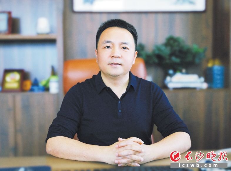 肖力 长沙晚报全媒体记者 颜开云 摄